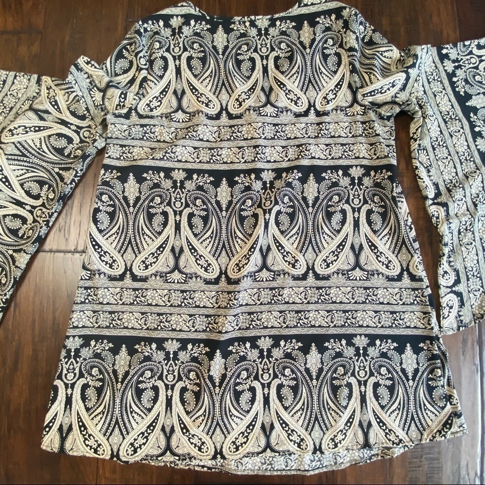 GIANNI BINI Bell Sleeve Tassel Tie Boho Dress - Picture 11 of 13